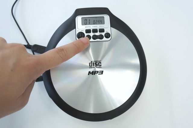 大和無線電器 ポータブルCDプレーヤー KuaL
