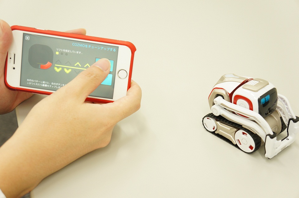 タカラトミー AI搭載ロボット COZMO 